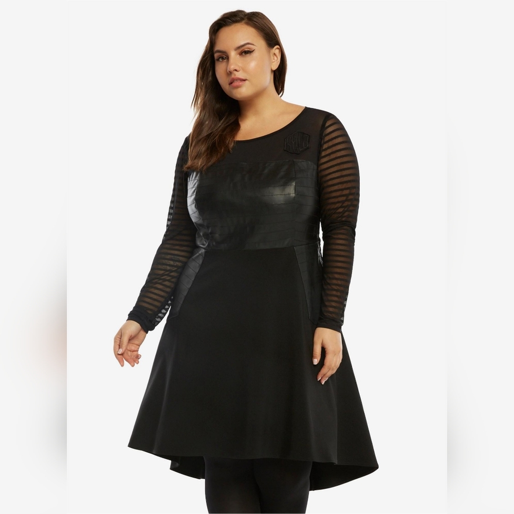 Her Universe Star Wars: The Last Jedi Kylo Ren Helmet Black Dress Plus Size 18